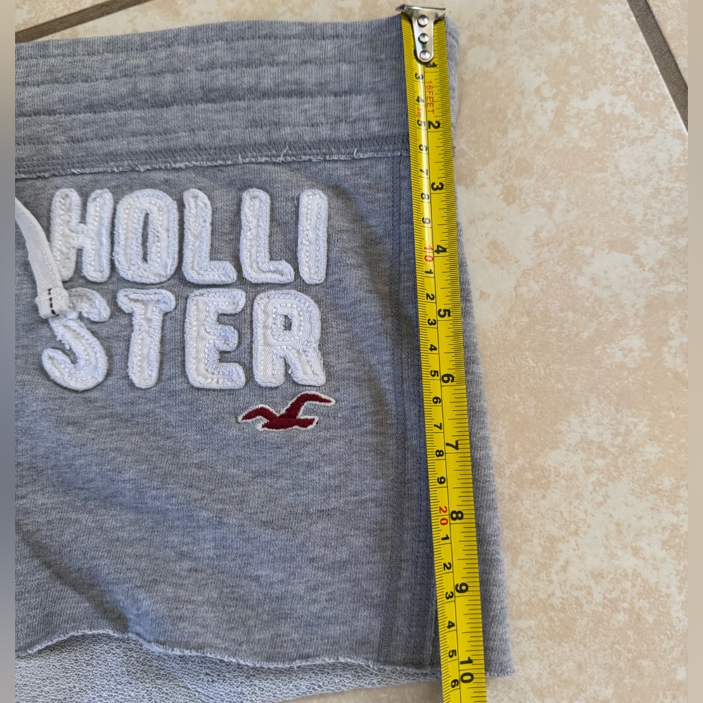 Early 2000s y2k Hollister low rise bird logo shortie short medium - Picture 9 of 10